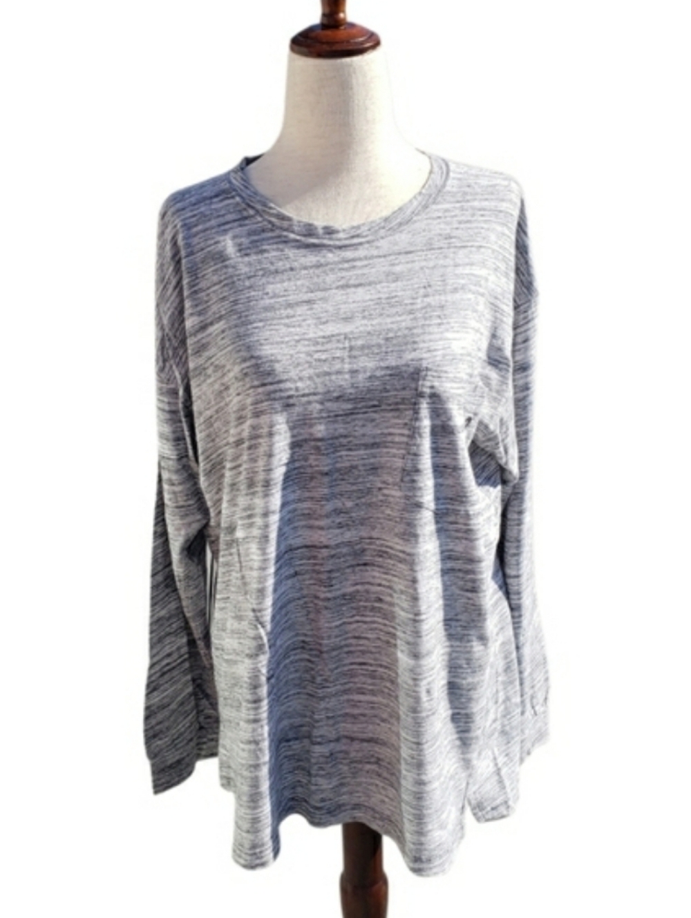 PINK Victoria's Secret Sequined Long Sleeve Pocket T-Shirt Medium - Picture 13 of 16